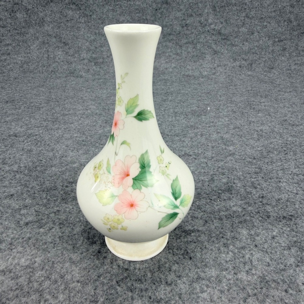Royal Heritage Fine Bone China Bud Vase Floral Made in England 6.5in Vintage